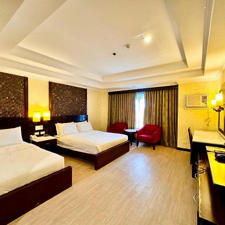Mo2 Westown Hotel San Juan Bacolod Exterior photo
