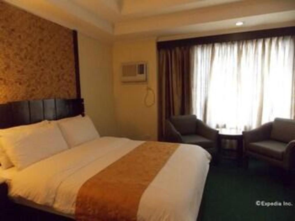 Mo2 Westown Hotel San Juan Bacolod Exterior photo