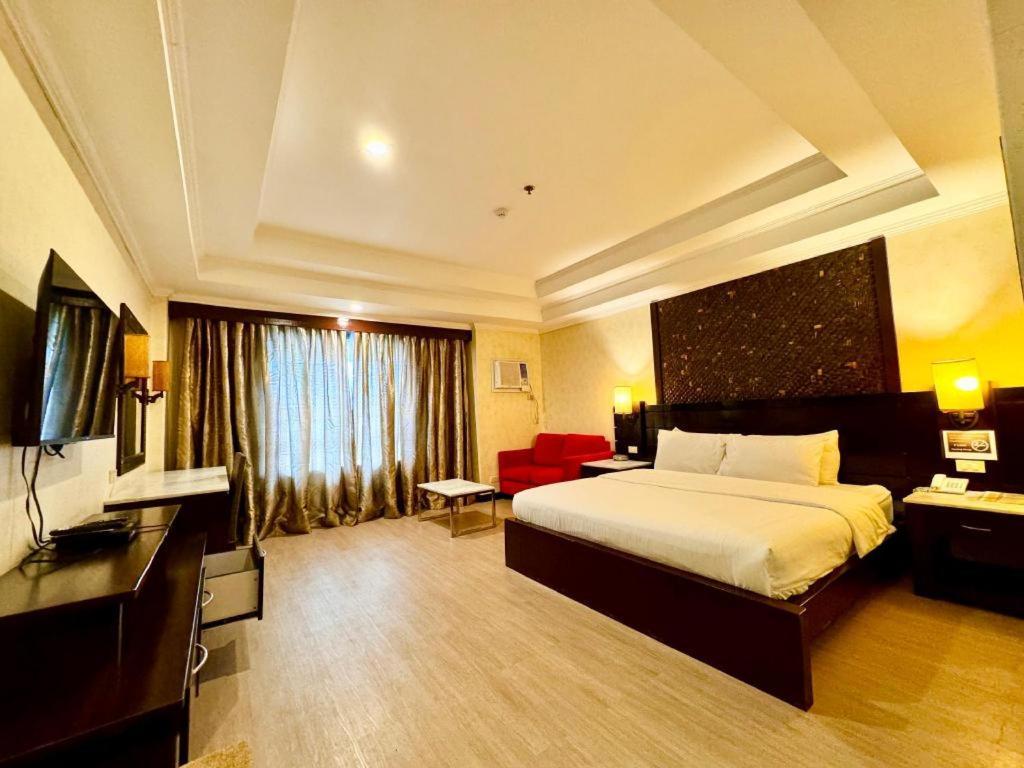 Mo2 Westown Hotel San Juan Bacolod Exterior photo