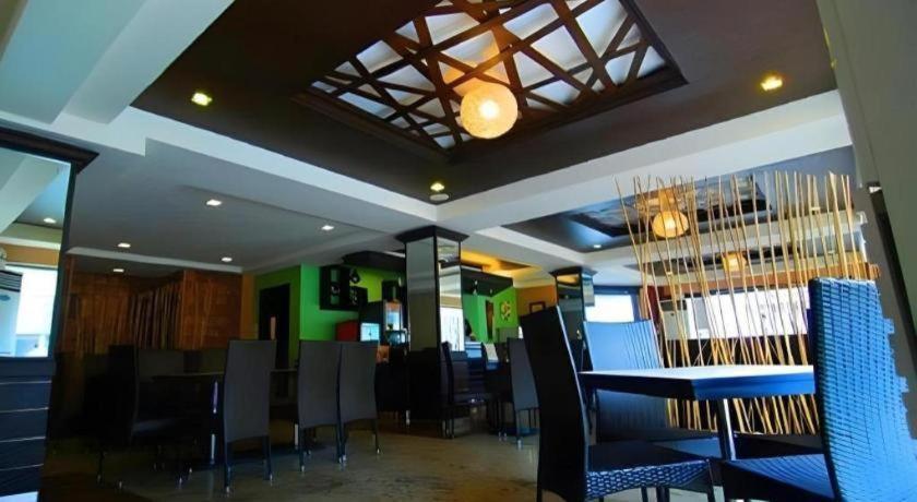 Mo2 Westown Hotel San Juan Bacolod Exterior photo